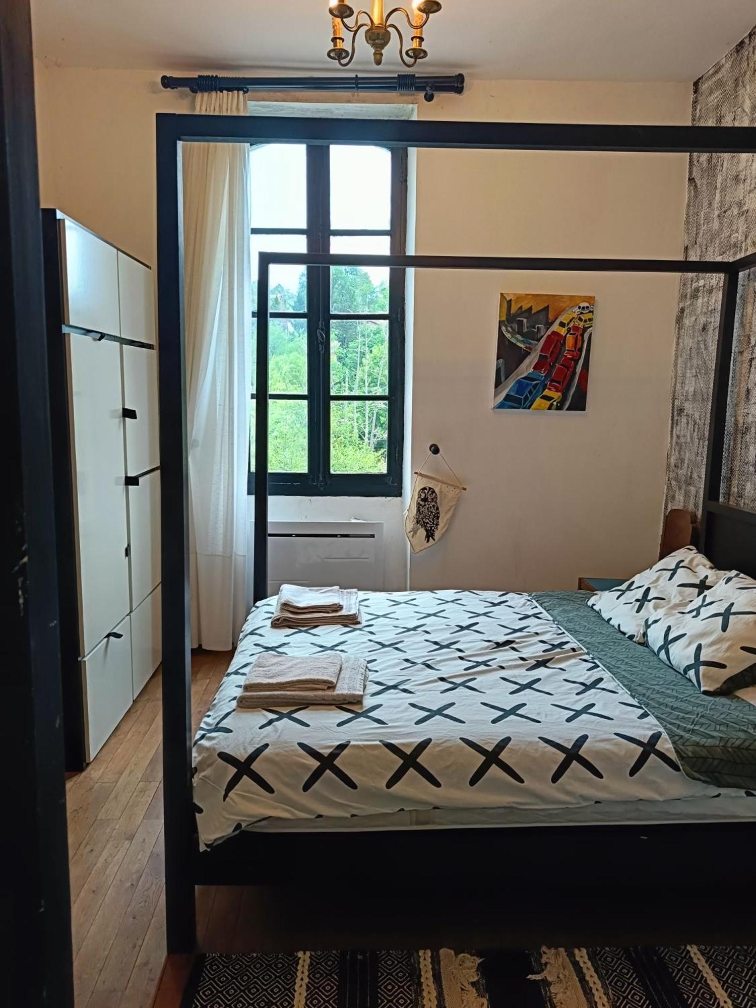 Les Chambres Des Artistes Laguepie Экстерьер фото